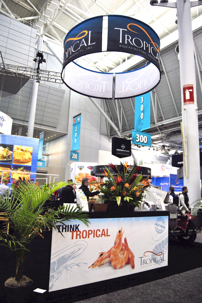 Tropical Aquaculture Trade Show in Boston (Production and Installation on site) Photo courtesy of Tropical Aquaculture